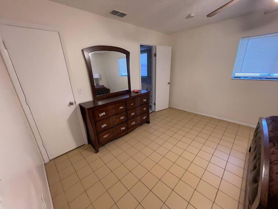 Lakeside Retreat - 3 Bedroom, 2 Bathroom House By The Lake Lakeland Exterior foto