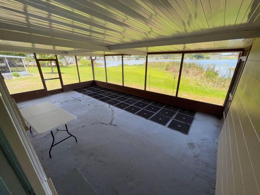 Lakeside Retreat - 3 Bedroom, 2 Bathroom House By The Lake Lakeland Exterior foto