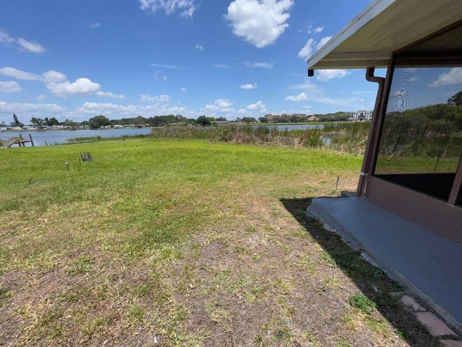 Lakeside Retreat - 3 Bedroom, 2 Bathroom House By The Lake Lakeland Exterior foto