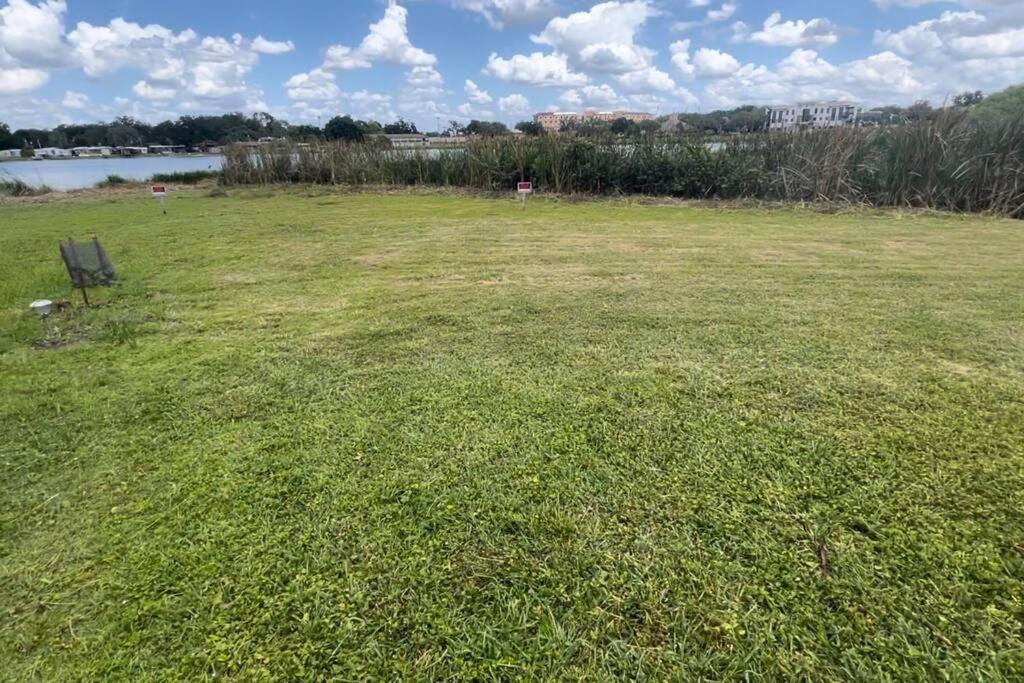 Lakeside Retreat - 3 Bedroom, 2 Bathroom House By The Lake Lakeland Exterior foto